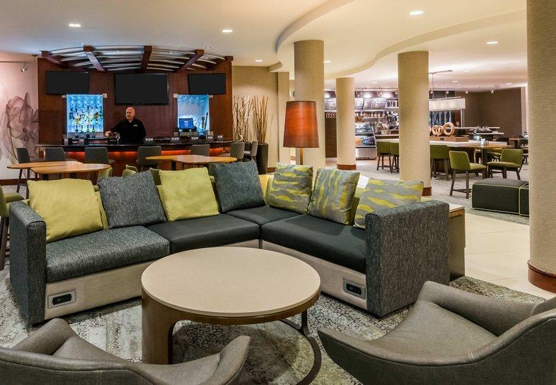Courtyard Fort Myers At I-75 And Gulf Coast Town Center Estero Exterior foto
