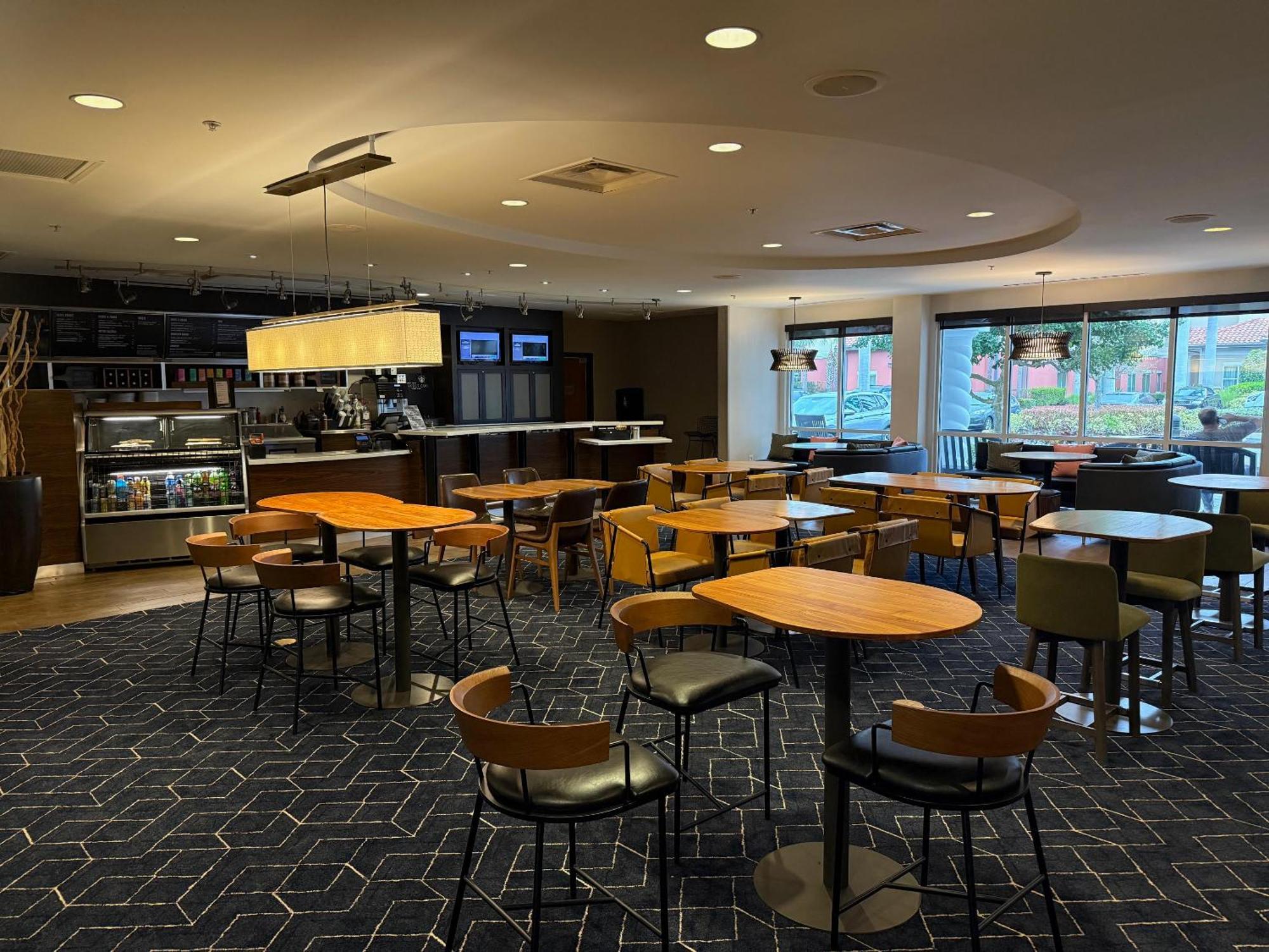 Courtyard Fort Myers At I-75 And Gulf Coast Town Center Estero Exterior foto